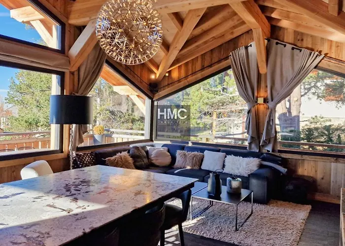 Loustal Superbe Vue Et Jacuzzi Chalet